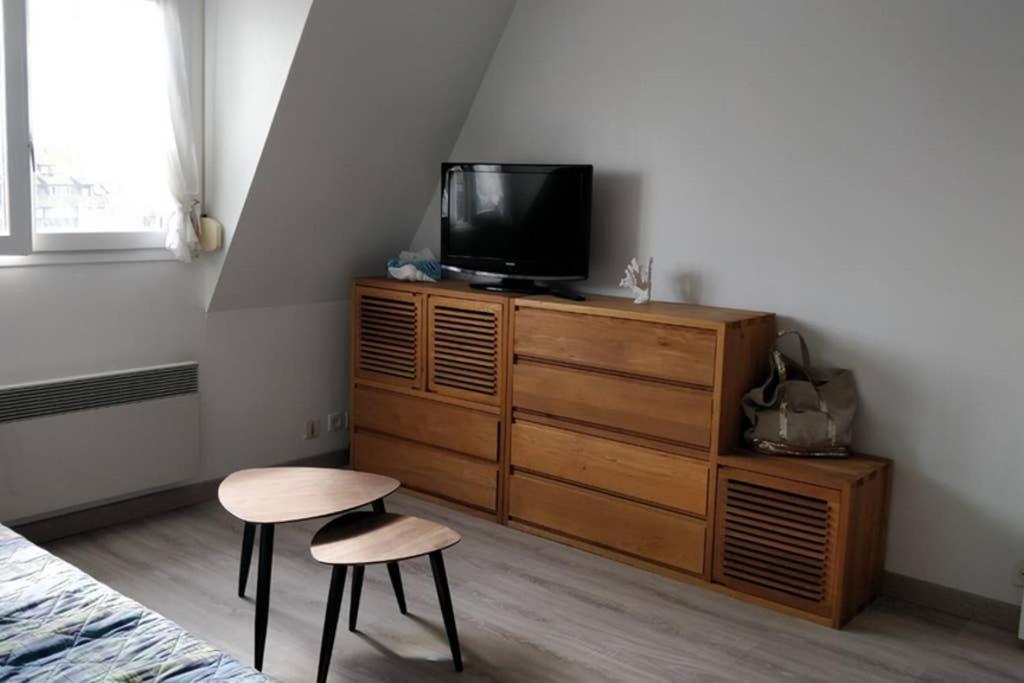 Lumineux Et Fonctionnel En Bord De Apartment